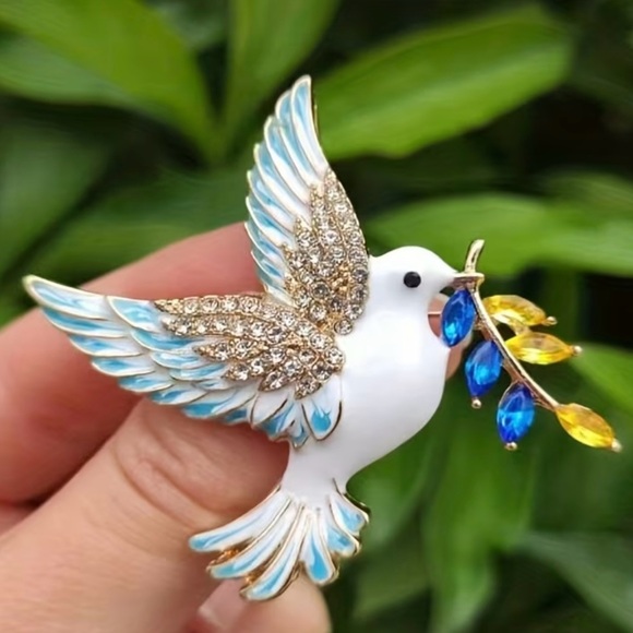 Accessories - Elegant White and Blue Bird Brooch